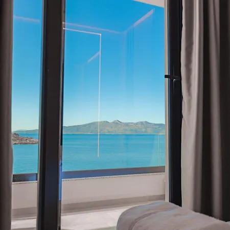 Xhefri Inn Sarande